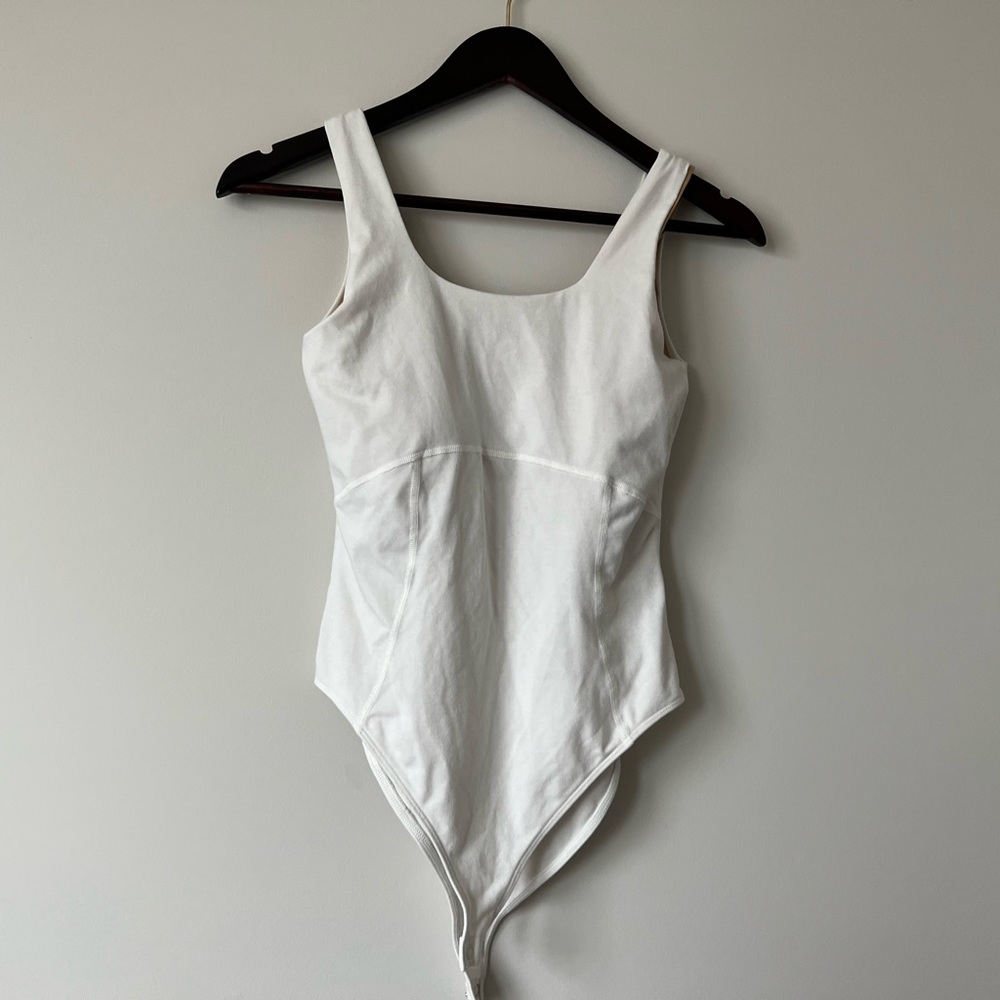 Old Navy Active Body Suit, built in bra. Size SMALL